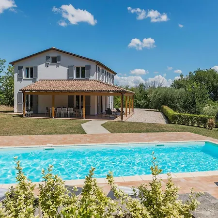 Teresa 16 Villa