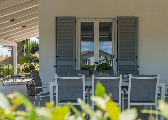 Teresa 16 Sant'Angelo in Pontano